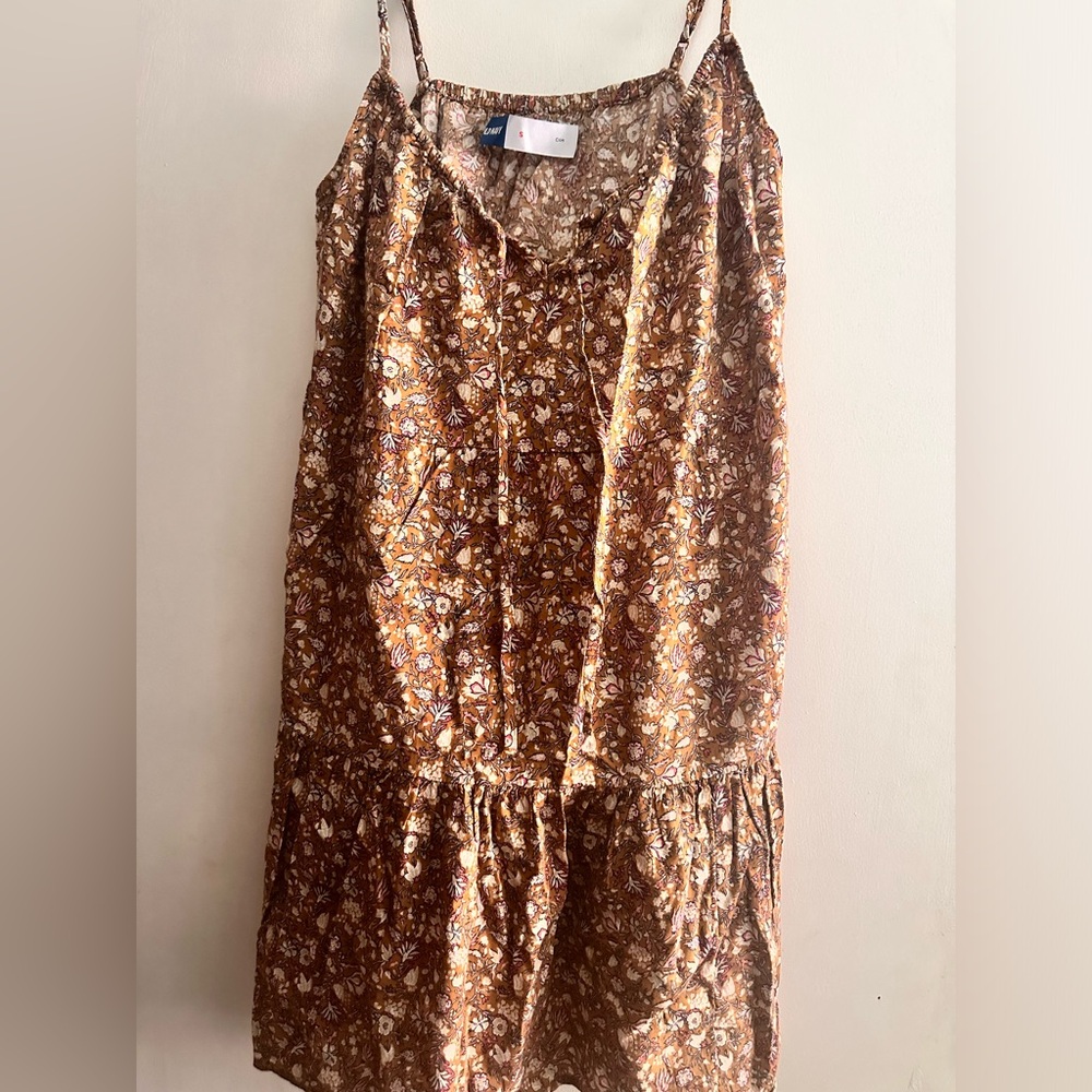 Old Navy Floral Print Dress in Gold and Pink